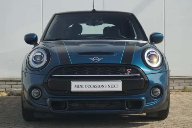 MINI Cabrio (2020) thumbnail 5