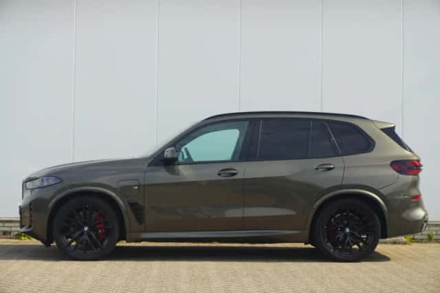 BMW X5 (2025) thumbnail 5