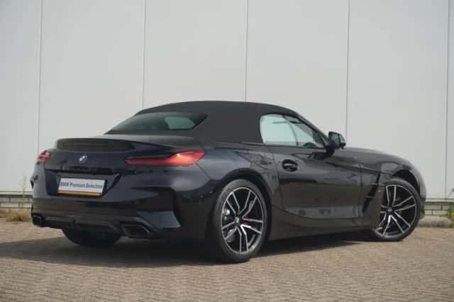 BMW Z4 (2025) thumbnail 3