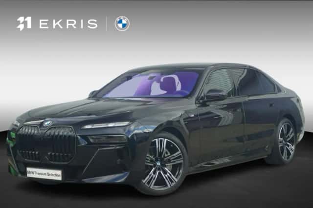 BMW i7 (2024) thumbnail 1
