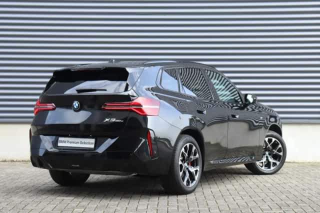 BMW X3 (2025) thumbnail 2