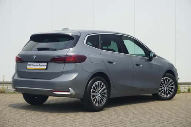 BMW 2-Serie (2023) thumbnail 2