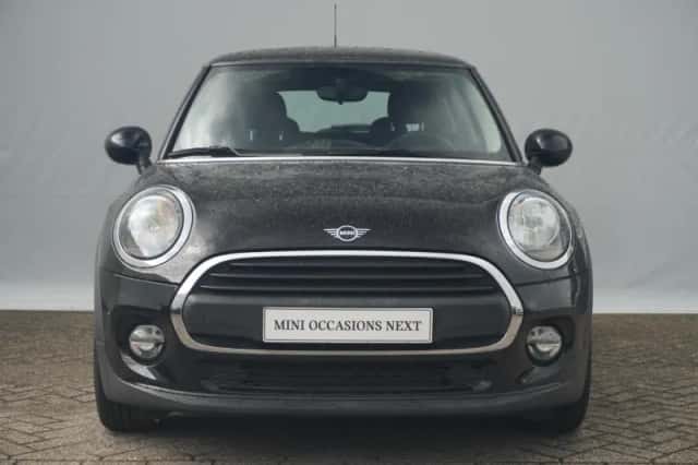 MINI One (2018) thumbnail 3