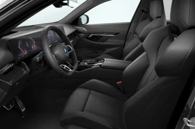 BMW i5 (2026) thumbnail 4