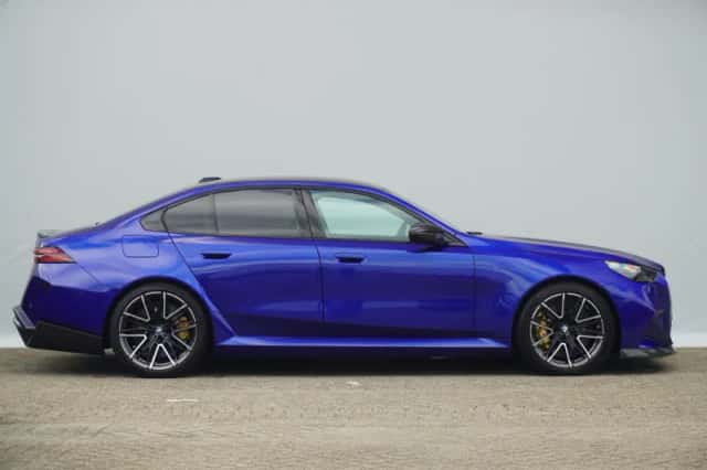 BMW M5 (2025) thumbnail 4