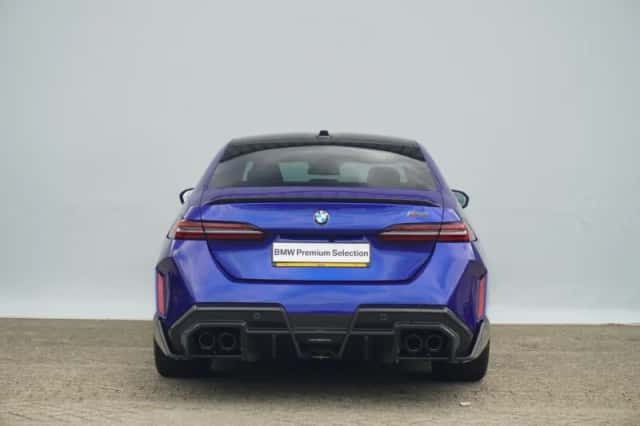 BMW M5 (2025) thumbnail 5