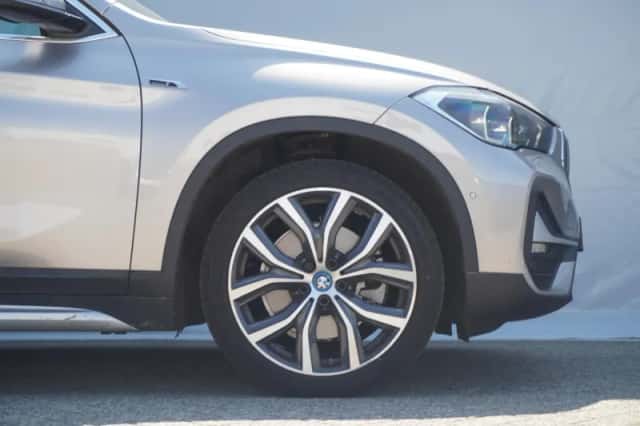BMW X1 (2022) thumbnail 6