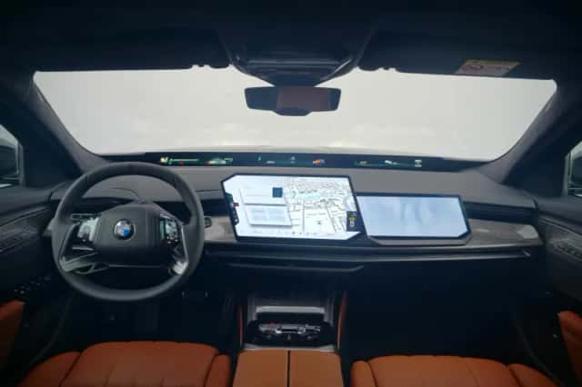 BMW i7 (2026) thumbnail 3