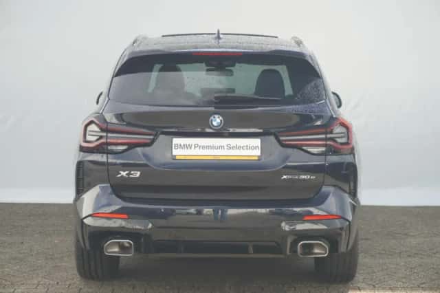 BMW X3 (2024) thumbnail 5