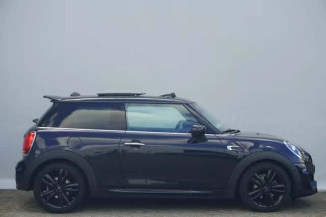 MINI Cooper (2020) thumbnail 4