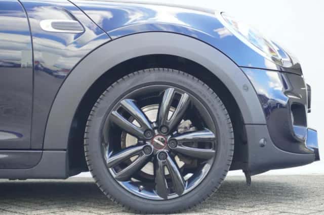 MINI Cooper (2020) thumbnail 6