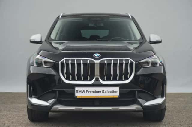 BMW X1 (2023) thumbnail 3