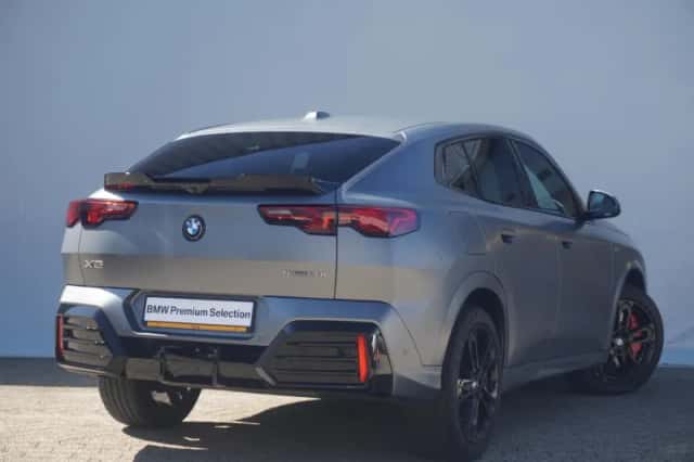 BMW X2 (2025) thumbnail 2