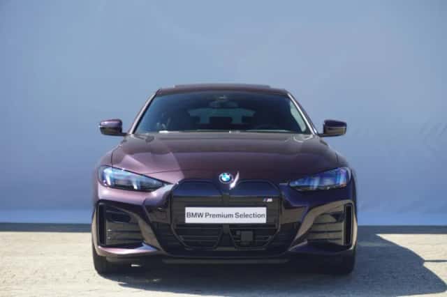 BMW i4 (2026) thumbnail 3