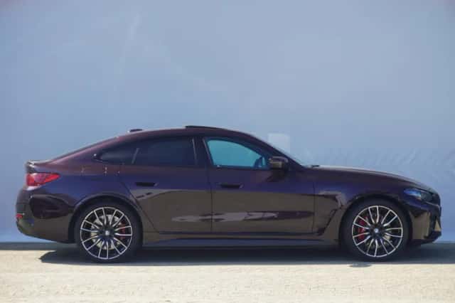 BMW i4 (2026) thumbnail 4