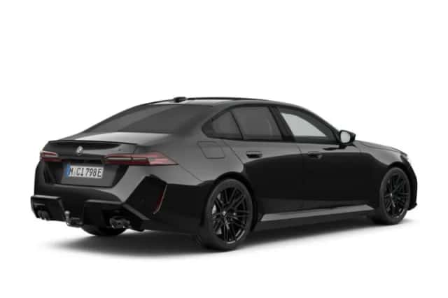 BMW M5 (2026) thumbnail 2