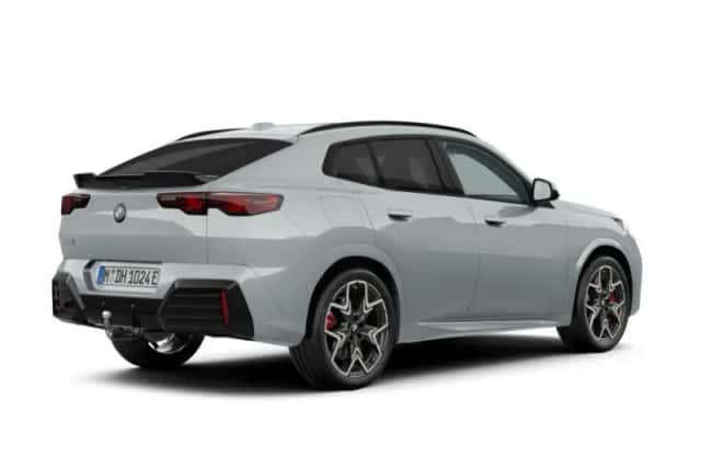 BMW iX2 (2026) thumbnail 2