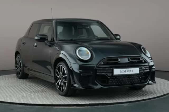 MINI Cooper (2025) thumbnail 3