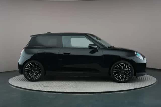 MINI Mini Electric (2025) thumbnail 4