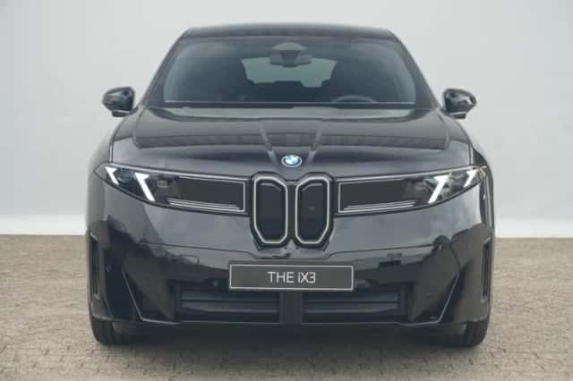BMW iX3 (2026) thumbnail 3