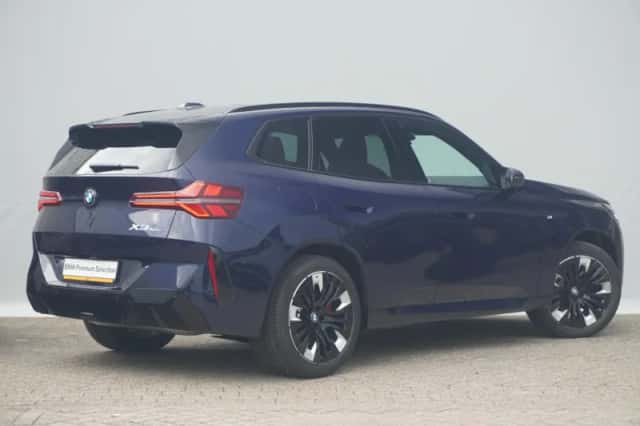 BMW X3 (2026) thumbnail 2