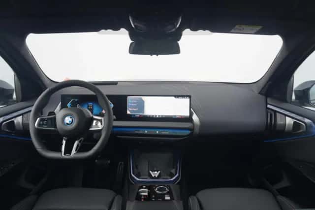 BMW X3 (2026) thumbnail 3