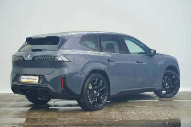 BMW iX3 (2026) thumbnail 2