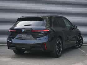 BMW iX (2026) thumbnail 2