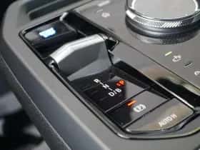 BMW iX (2026) thumbnail 15