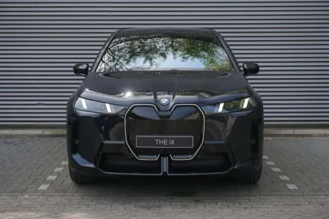 BMW iX (2026) thumbnail 3
