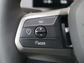 BMW iX (2026) thumbnail 30