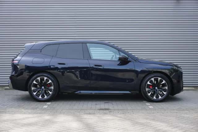 BMW iX (2026) thumbnail 4