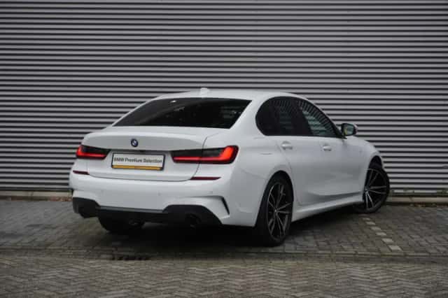 BMW 3-Serie (2021) thumbnail 2
