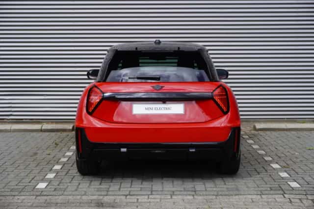 MINI Cooper (2026) thumbnail 5