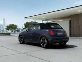 MINI Cabrio (2026) thumbnail 2
