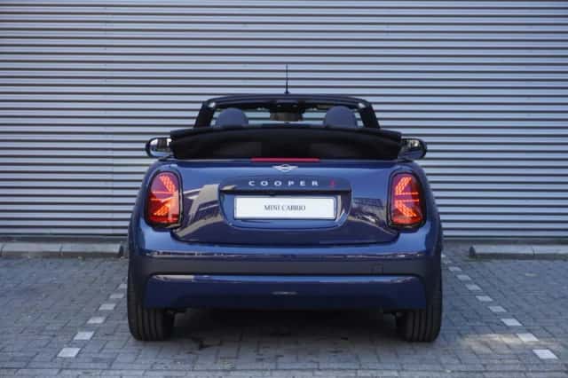 MINI Cabrio (2026) thumbnail 5