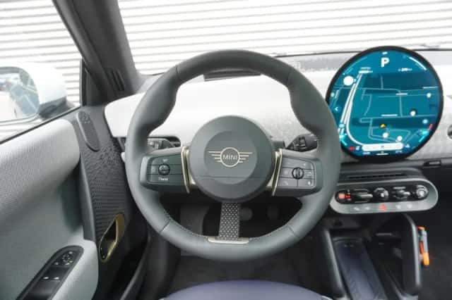 MINI Mini Electric (2026) thumbnail 6
