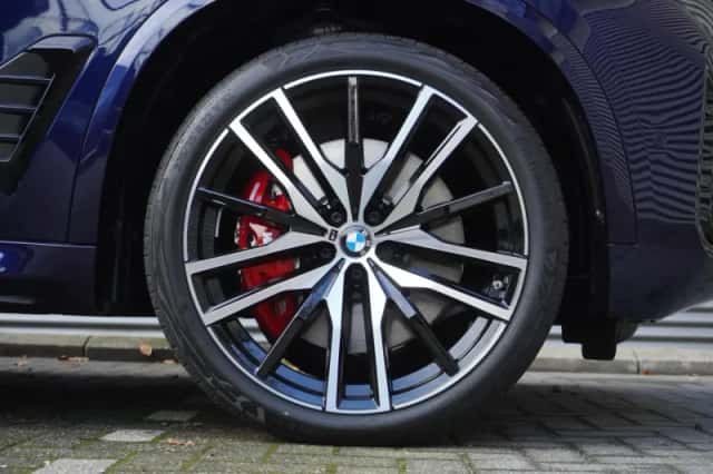 BMW X5 (2025) thumbnail 6