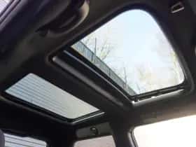 MINI Electric (2023) thumbnail 13