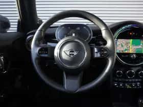 MINI Electric (2023) thumbnail 7