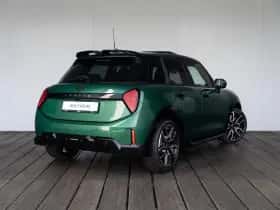 MINI Cooper (2025) thumbnail 2