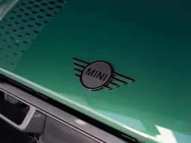 MINI Cooper (2025) thumbnail 15