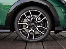 MINI Cooper (2025) thumbnail 6