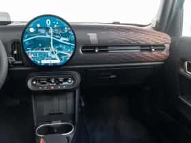 MINI Cooper (2025) thumbnail 9