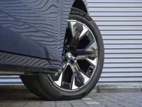 BMW iX (2025) thumbnail 19