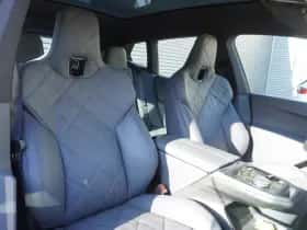 BMW iX (2025) thumbnail 8