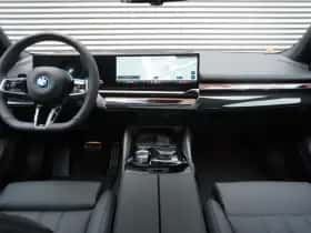 BMW i5 (2026) thumbnail 28