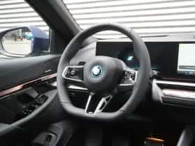 BMW i5 (2026) thumbnail 30