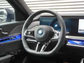 BMW i7 (2025) thumbnail 22