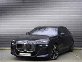 BMW i7 (2025) thumbnail 32
